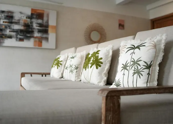 Spacious 4bdr With Pool, Rooftop & Bbq - Guests Favorite تْشانغو