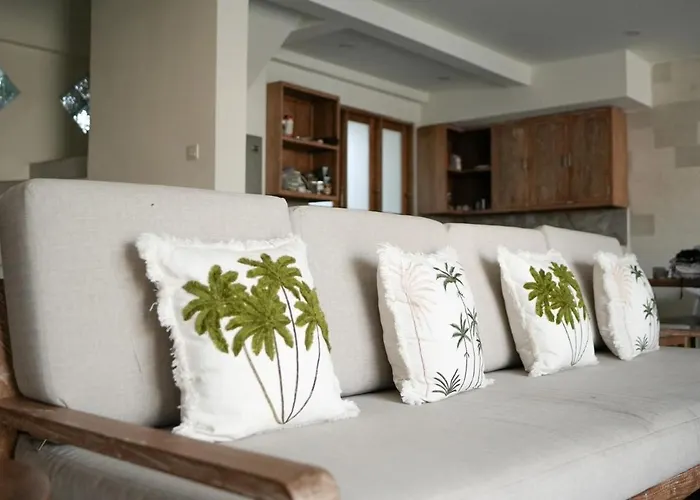 Spacious 4bdr With Pool, Rooftop & Bbq - Guests Favorite *